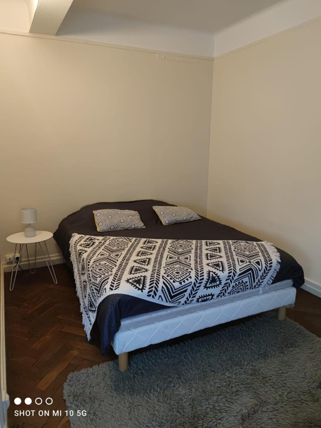 Appartement Tres Bien Place Chateauroux Exterior photo